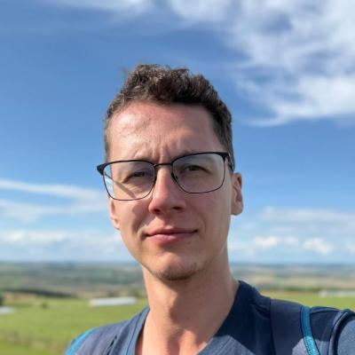 Daniel - specialista na web, SEO a marketingovou strategii Inner Authority